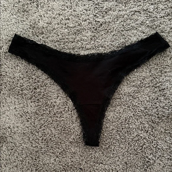 Black Lace Trim Thong - Picture 1 of 2